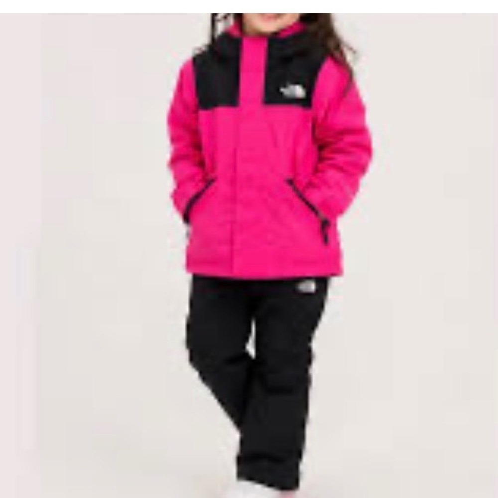 The North Face Kids DryVent Hooded Jacket Pink Black Fleece Lined Waterproof